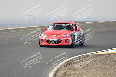 media/Jan-26-2025-CalClub SCCA (Sun) [[cfcea7df88]]/Group 4/Race/